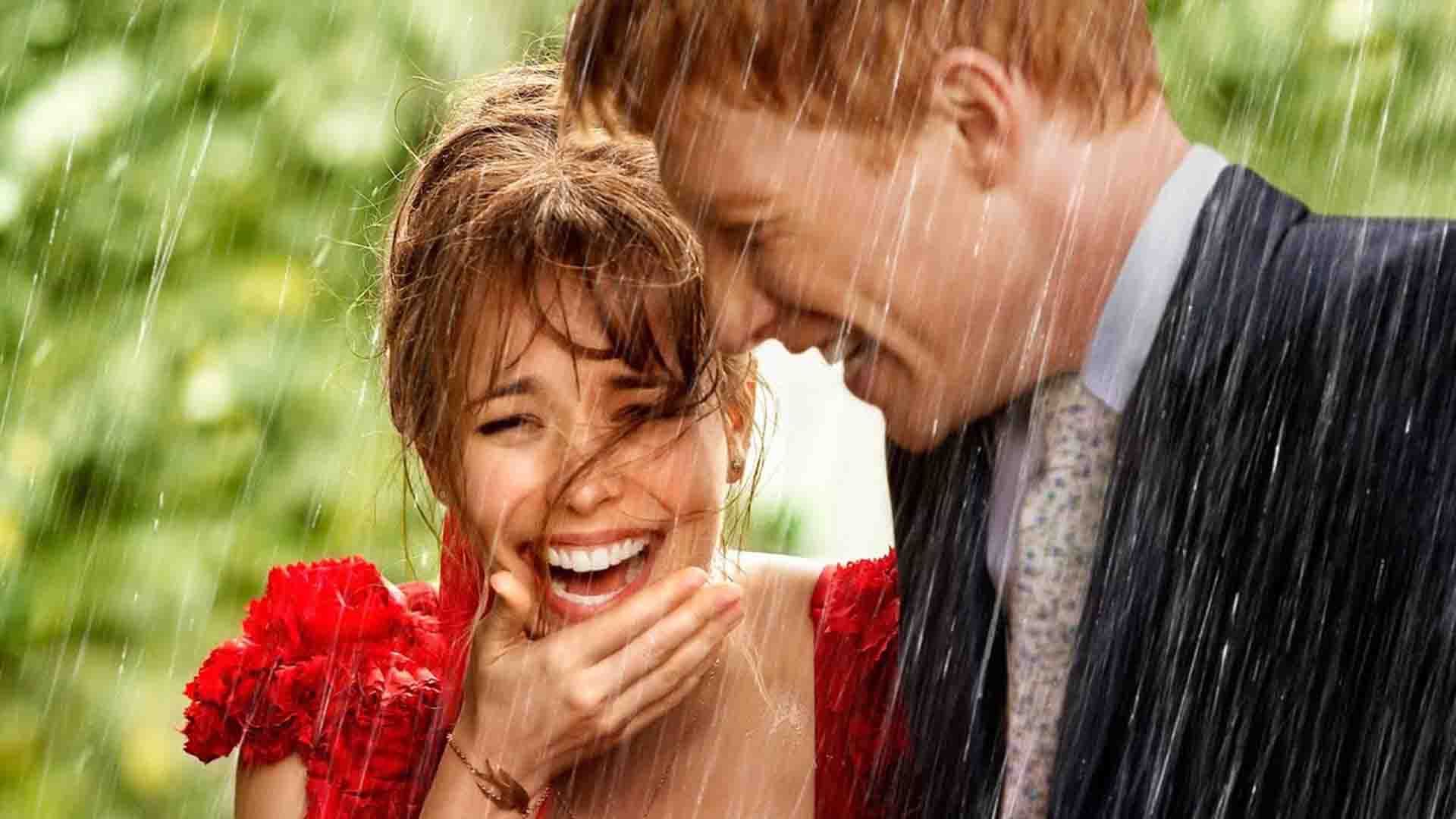 ریچل مک‌آدامز و دامنل گلیسون در فیلم About Time