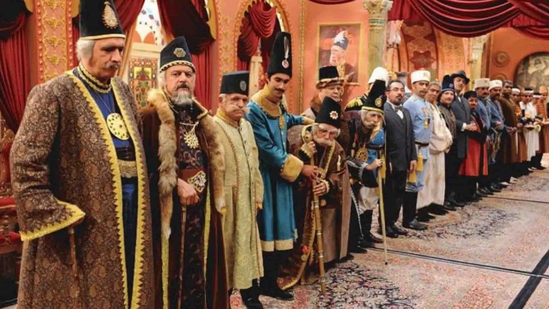 تمام بازیگران مرد سریال قهوه تلخ در کنار هم